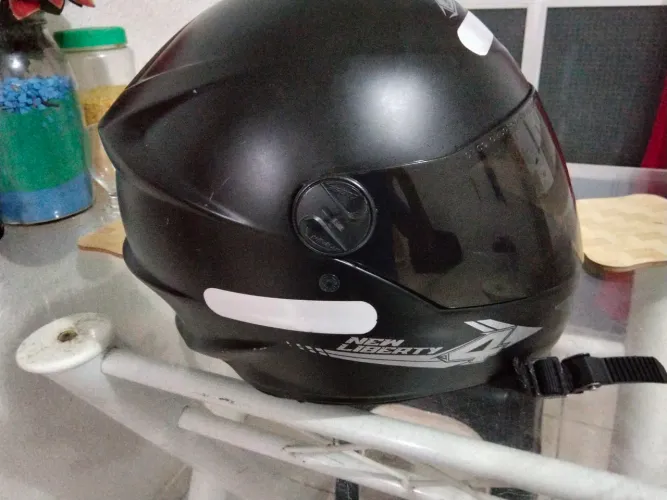 Capacete Protork 4 pouquíssimo usado