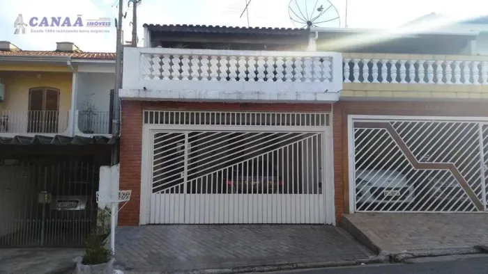 Sobrado com 3 dormitórios para alugar, 136 m² por R$ 3.500,00/mês - Jardim América - Taboã