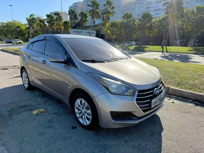 Hyundai HB20S C.style/c.plus1.6 Flex 16V Aut. 4P 2016