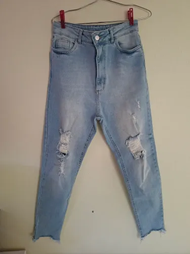Calça Jeans cintura alta veste 40