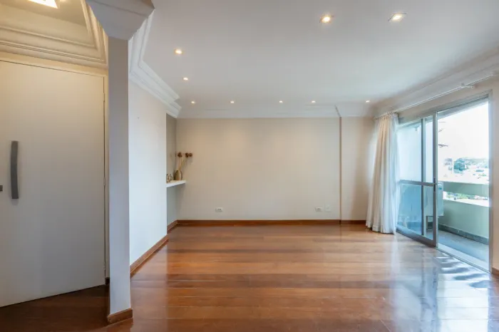 Apartamento para venda em Mirandópolis com 4 quartos, sendo 1 suíte, 166m²