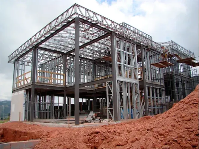 Steel Frame - DryWall - Estrutura Metálica