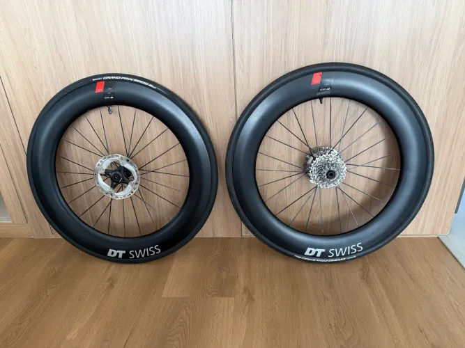 Roda DT SWISS ARC 1100 80mm Tubeless