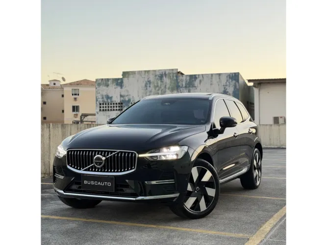 Volvo XC-60 T-8 Ultimate 2.0 AWD (híbrido) 2024