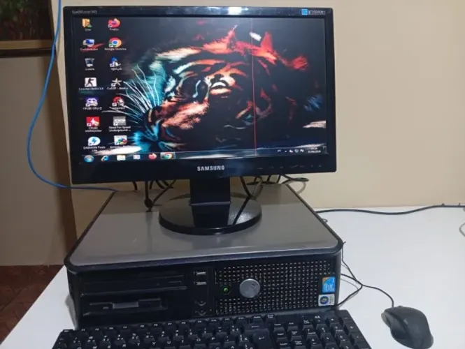 Computador DELL completo com monitor 19 polegadas - ótimo para estudos e jogos leves