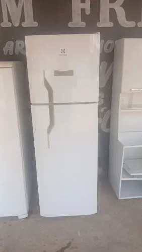 GELADEIRA ELECTROLUX FROST FREE
