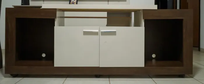 PAINEL COM RACK SEMINOVO