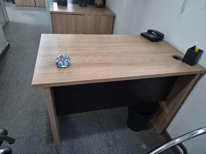 Mesa para secretária