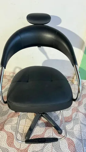 Vendo cadeira hidráulica para salão
