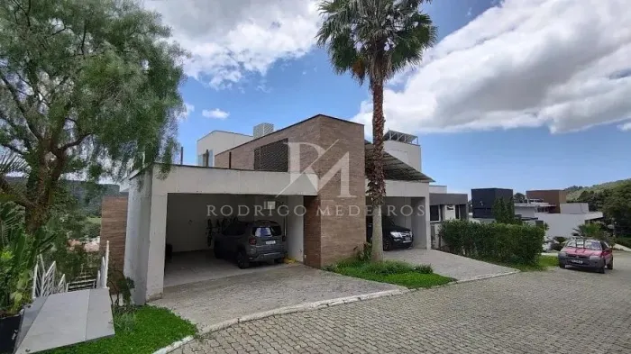 Casa à venda em Santo Antônio de Lisboa, Florianópolis/SC 5 suítes e vista mar