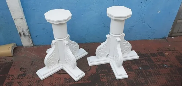 BASE DE MADEIRA PARA MESA OU OUTROS 