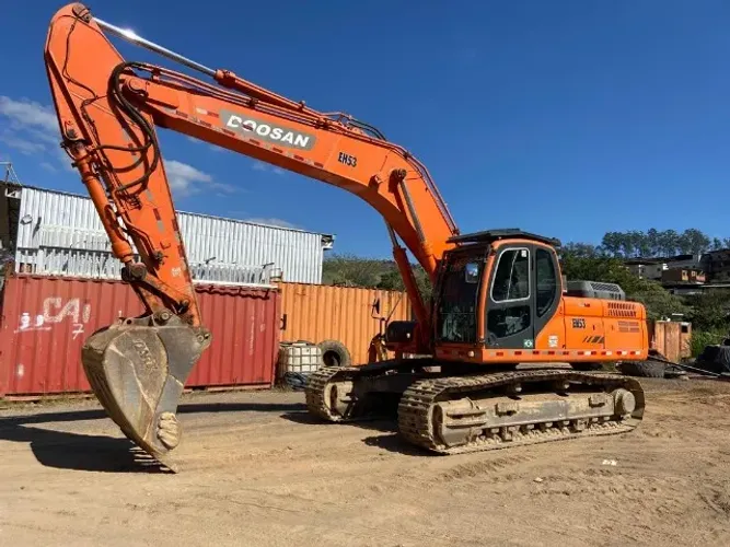 Escavadeira Hidráulica 30 Ton. - Doosan - DX 300 LCA