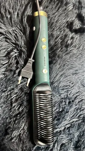 Escovar e modelar o cabelo com estilo! 