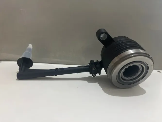 Atuador embreagem 2.0 16v  Duster Fluence Sandero Livina Sentra Tiida 306205974R