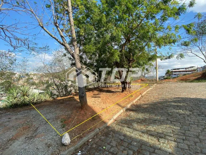 Lote de aprox. 250,00m² a venda no bairro Monte Cristo