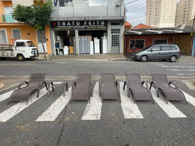 Espreguiçadeira ou mesinha de fibra 