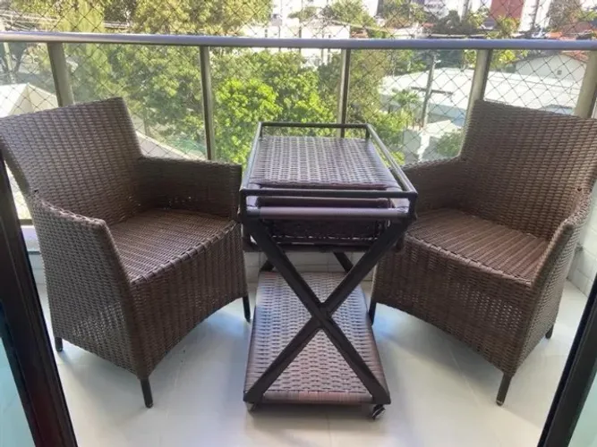 Conjunto de Cadeira e Carrinho de Vime
