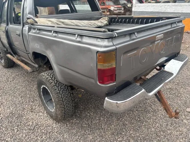 Caçamba Hilux Sr5 1995 Ate 2004 Hilux Quadradinha
