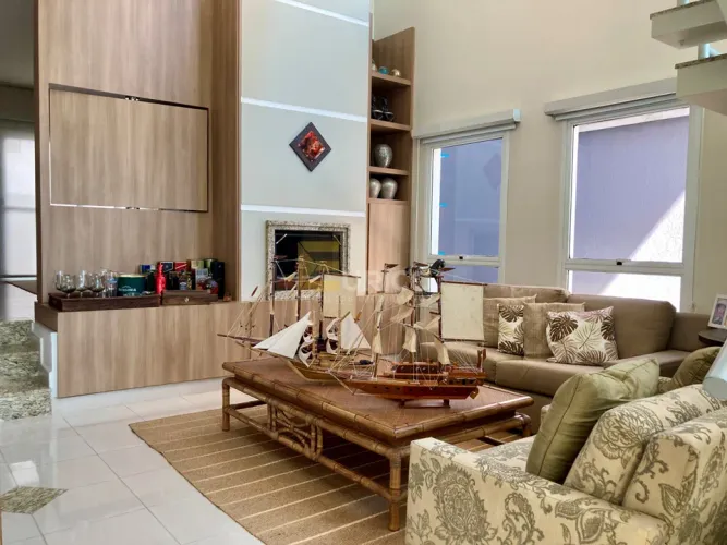 Casa em condomínio à venda no Condominio Village das Flores em Jundiaí/SP