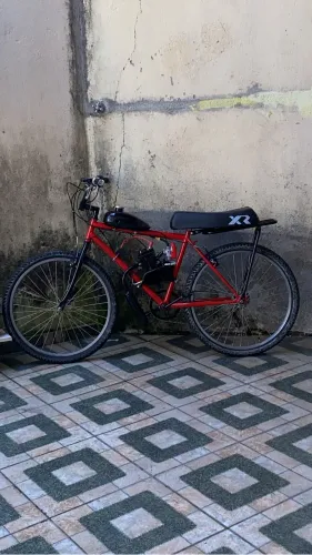 MOTORIZADA VERMELHA 80cc, motor novo