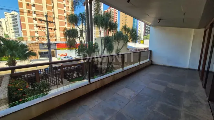 Apartamento à venda no Cambuí em Campinas na Davanti Imóveis.