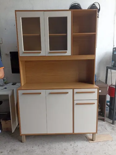 Armário de Cozinha Moderno e Funcional