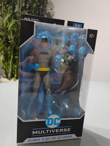 BONECO BATMAN & ACE THE BAT-HOUND MCFARLANE TOYS 