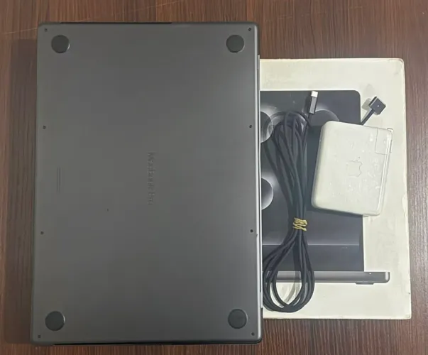 MacBook Pro M3 Pro 16Polegadas 36GB -512GB SSD