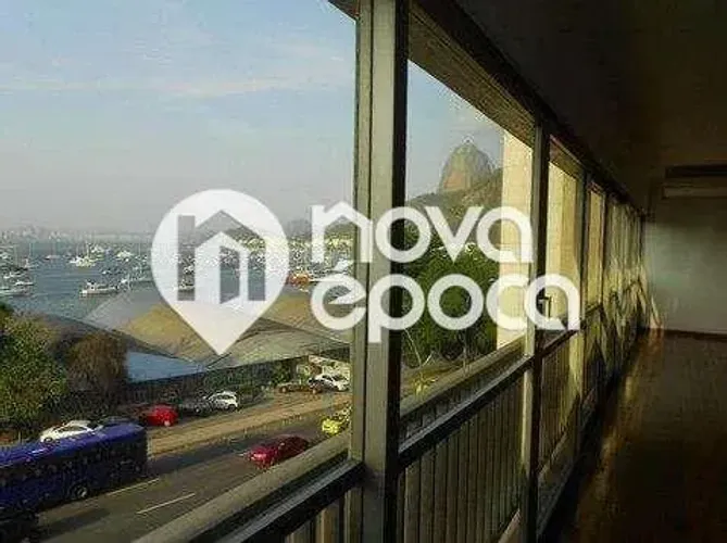 Botafogo | Apartamento 4 quartos, sendo 1 suite