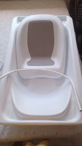Banheira para bebê com assento ergonômico