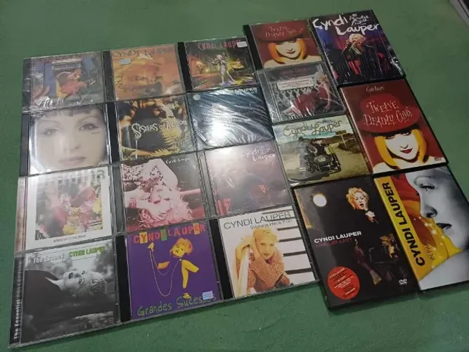 Coleção Cyndi Lauper (CDs + DVDs)