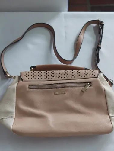 Bolsa Rafitthy 4 Bolsos Interno e 2 Externo