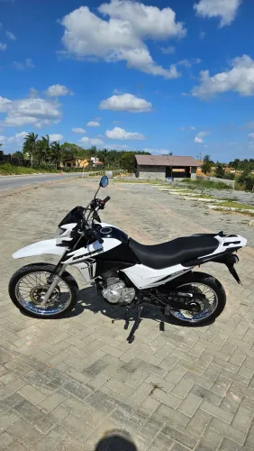 Honda Bros 160 2023 ? Revisada ? Pneus novos ? Moto impecável