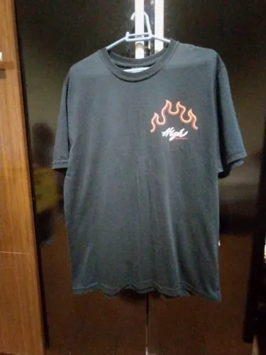 TÔ TE ESPERANDO...Camiseta High Flames - Estilo e Atitude