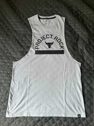 Regata Under Armour Project Rock Cinza - Tamanho P