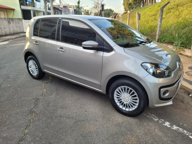 Volkswagen Up! Move I Motion 1.0 T. Flex 12V 5P 2016