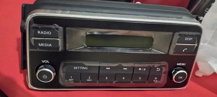 Rádio original Nissan Kicks 2018 novo 