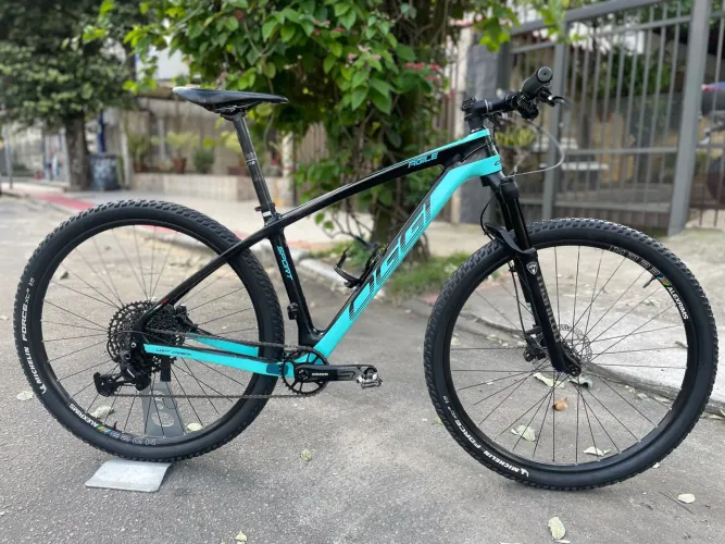 Oggi Agile Carbon Sport - Tamanho M - Semi Zero