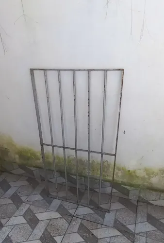 Grade de proteção em aço inox 60cm X 105cm