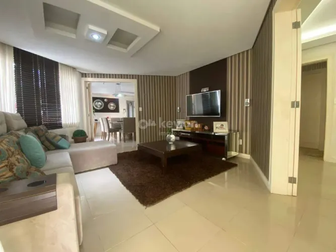 Casa à venda, 3 quartos, 3 suítes, 2 vagas, Vila Moema - Tubarão/SC
