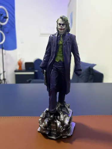 CORINGA EM RESINA