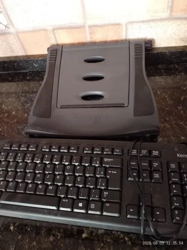 Base de Apoio Ergonômico para Notebook e Teclado Kensington<br>Kensington