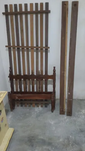 Cama de solteiro mais colchão incluso