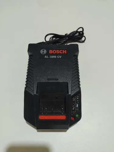 Carregador de Bateria Rápido Bosch 220V 14,4V a 18V Modelo AL 1860 CV