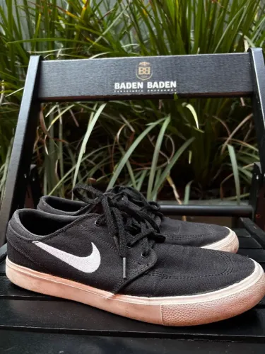 Tênis Nike Janoski