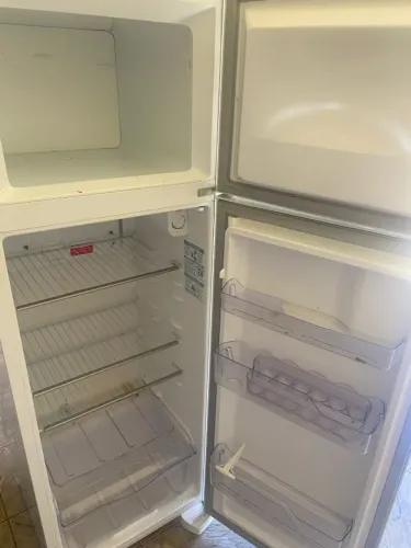 Geladeira Electrolux Cycle Defrost 260L Super Freezer Duplex Branca - 220 Volts