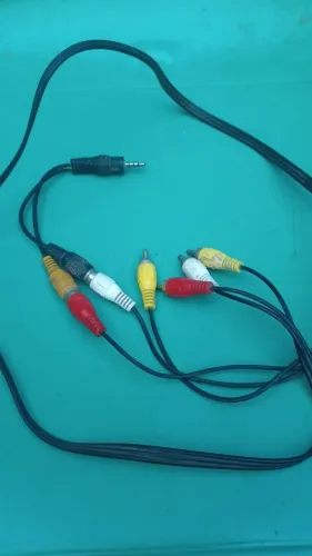 Cabo AV RCA com P2 para Áudio e Vídeo
