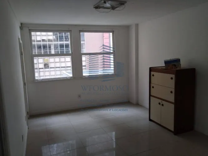 Sala prédio misto para locação na Rua Sete de Setembro no Centro