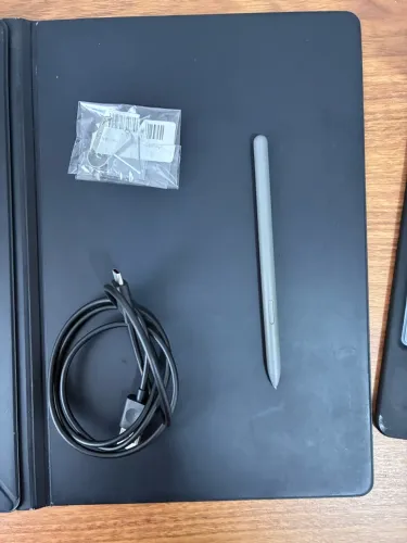 Samsung galaxy S9 FE + acompanha capa teclado