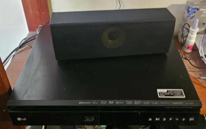 Home Theater LG LHB645N Blu-Ray 5.1 Canais 1000W RMS 